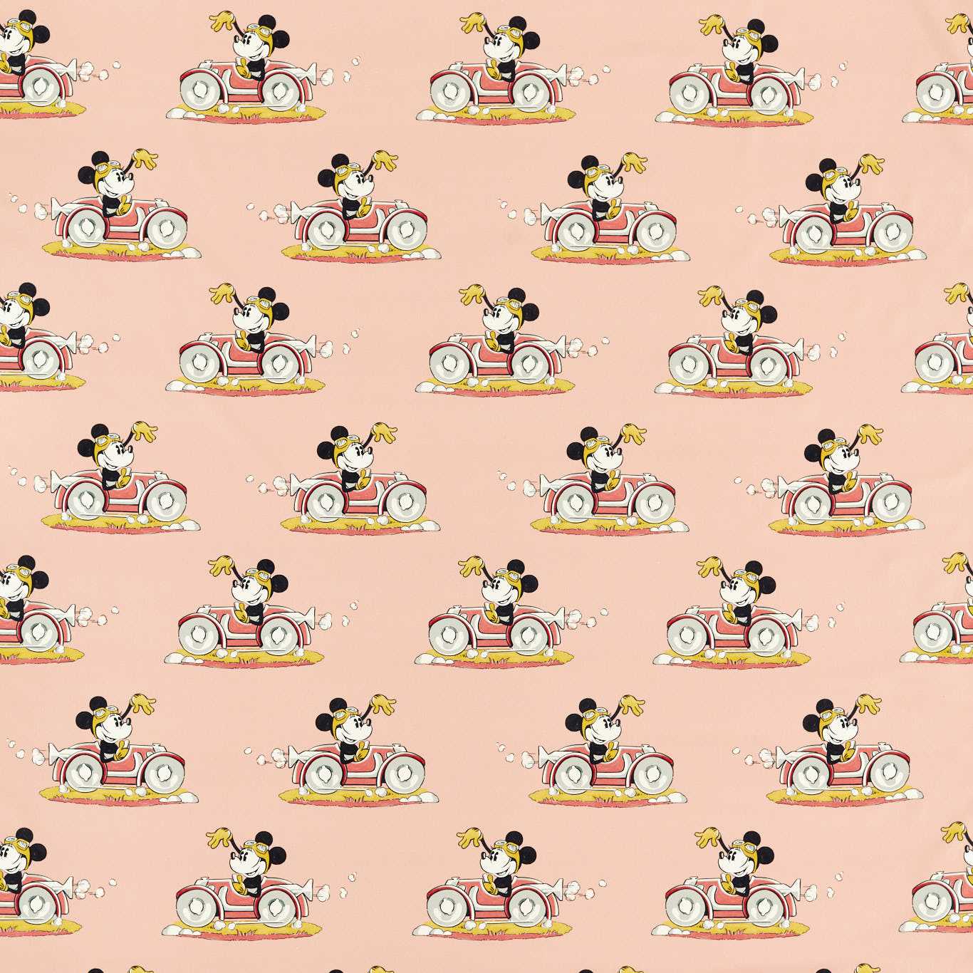 Minnie On The Move 3