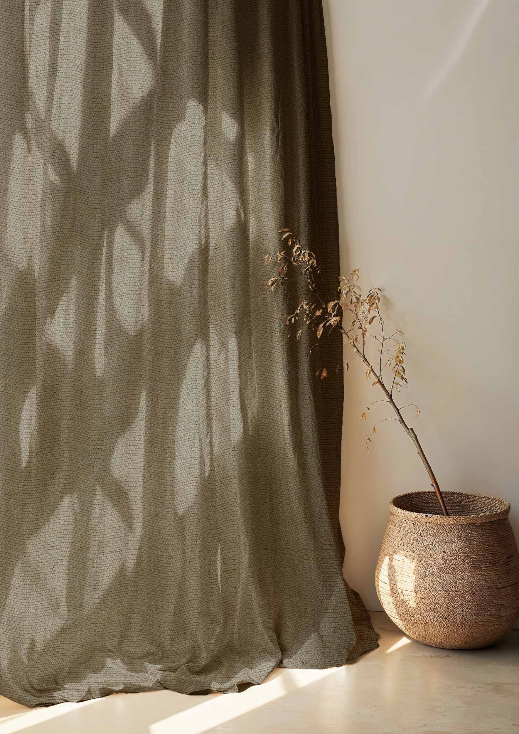 Ref. T6484022FR_Lightweight Linen – T6484022See this on my wall – T6484022 2