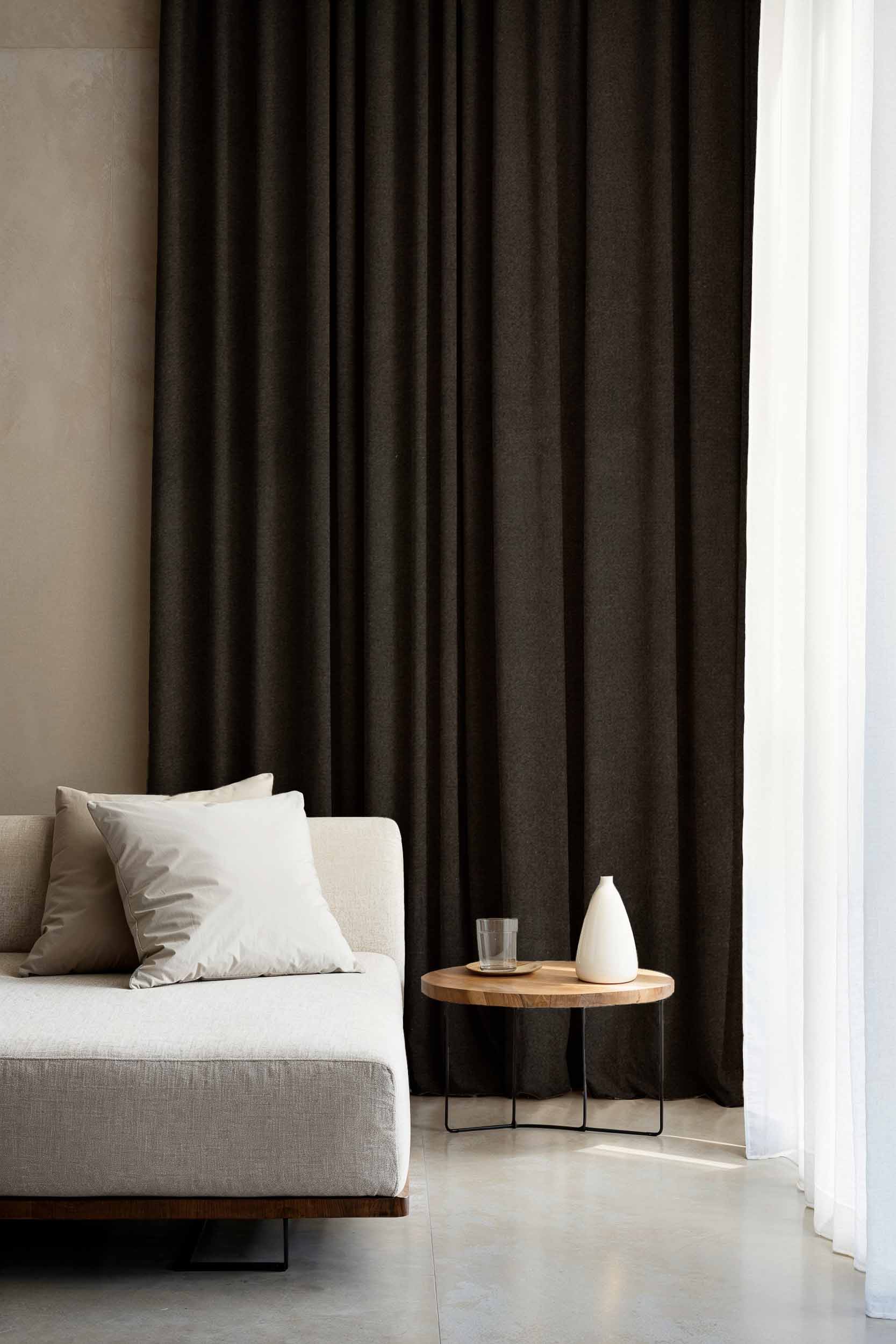 Ref. T6485043FR_Black Out Velvet – T6485043See this on my wall – T6485043 2