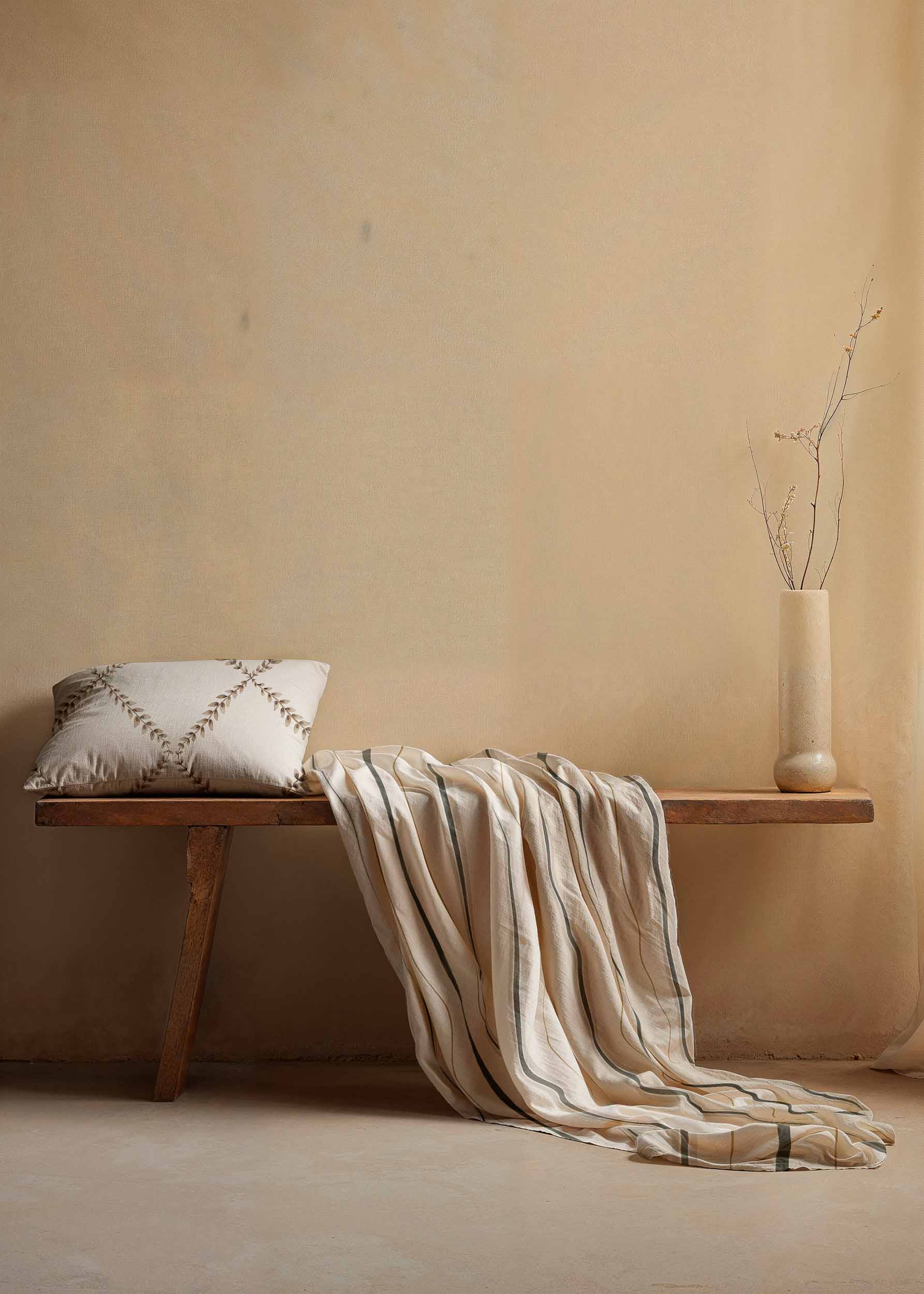 Ref. TROLBLARolling Stripes BlackSee this on my wall – TROLBLA 2